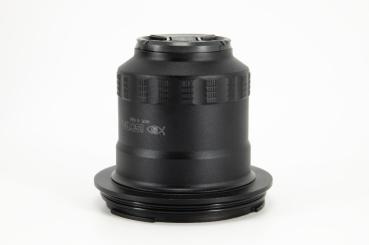 Preview: Der Isotta Macro Port H114 von vorne, geschützt durch die im Lieferumfang enthaltene PVC-Frontkappe für den Transport.