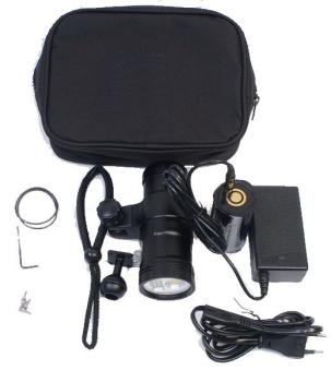 X-LIGHT M7000-WRGBU True Color Video- & Fotolampe