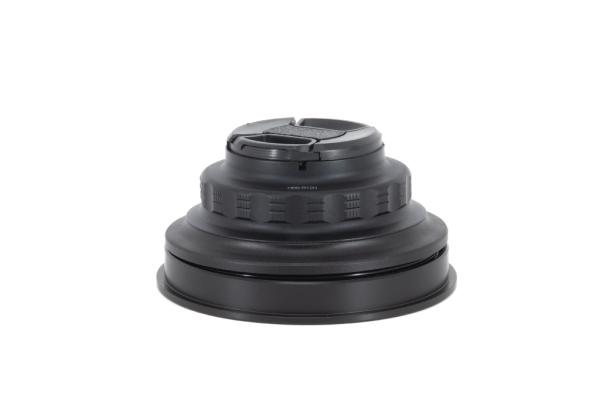 Isotta Macro Port H59 B120 front view shown with the included protective PVC lens cap attached.